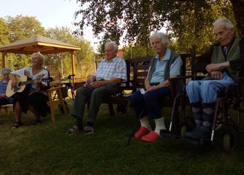 Loučení s létem v Sousedovicích