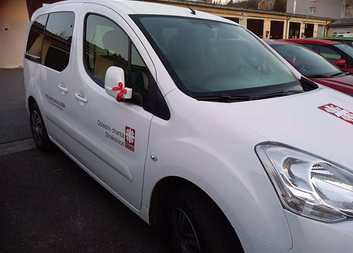 Červenou mašlí se připjujeme ke stávce