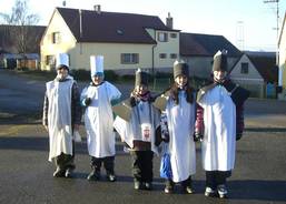 Koledníci v Uzenicích a Uzeničkách