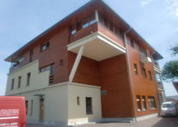 Zasklená terasa ve II. pohled na zadní část budovy