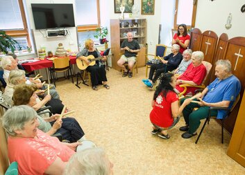 Představujeme jednotlivé služby Charity Strakonice: DŮM KLIDNÉHO STÁŘÍ SV. ANNY V SOUSEDOVICÍCH