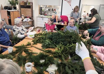 V Domě klidného stáří sv. Anny v Sousedovicích se již rozvoněla vánoční nálada.